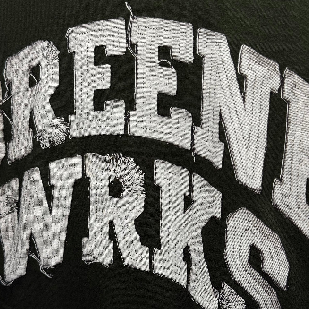 SCREENPRINT EMBROIDERY CREWNECK